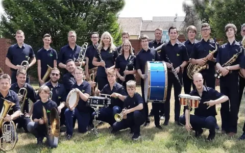 Gruppenfoto vom Jugendblasorchester Falkenberg